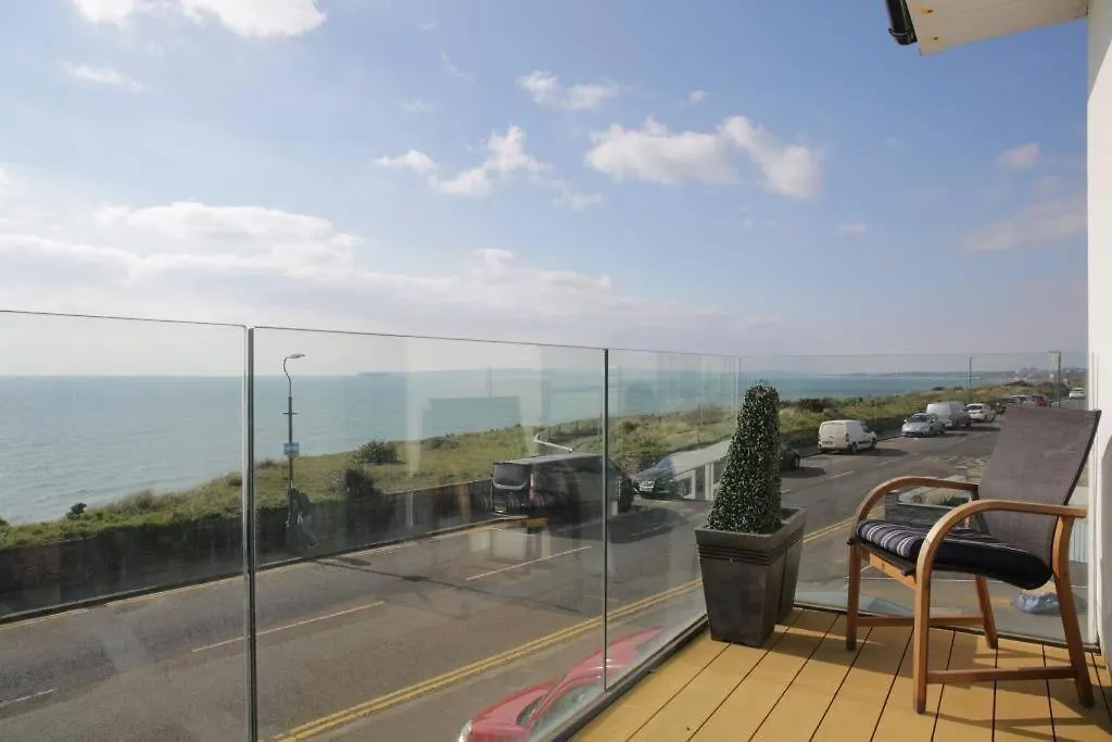 Vila Bournecoast: 3 Bed-Sea Views/Balcony/Garden-Hb6314 Bournemouth
